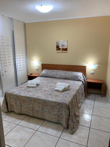 Others 5, Playa Apartment 230 - 230 bis, Catania