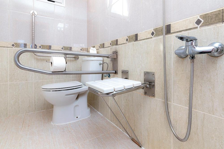 Bathroom 4, Arena Beach, Las Palmas