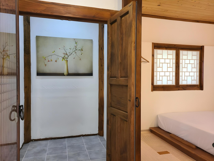 Bathroom 3, Yeongam Haeden Hanok Stay, Yeongam