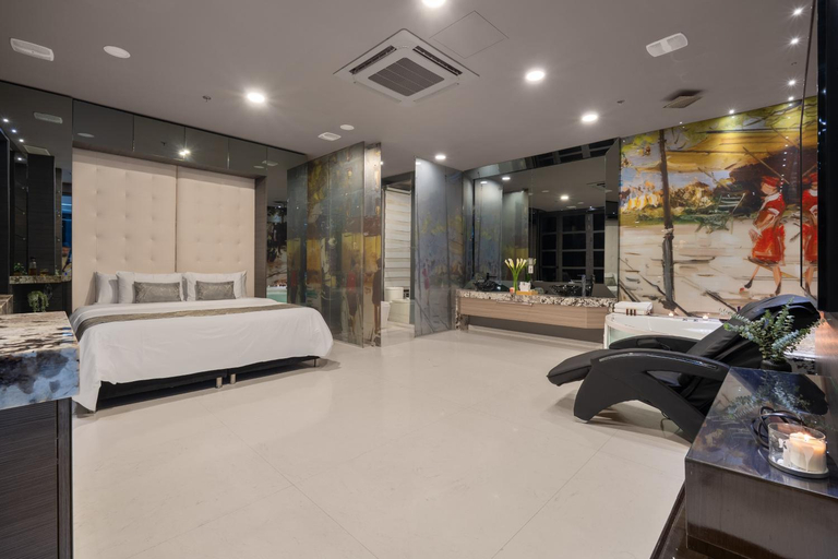 Others 5, Europa Suites Medellin, Medellín