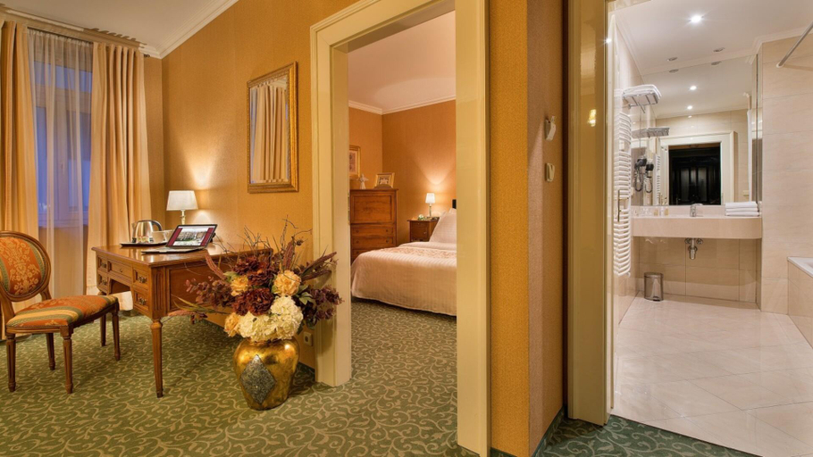 Bedroom 4, Angelis, Praha 5
