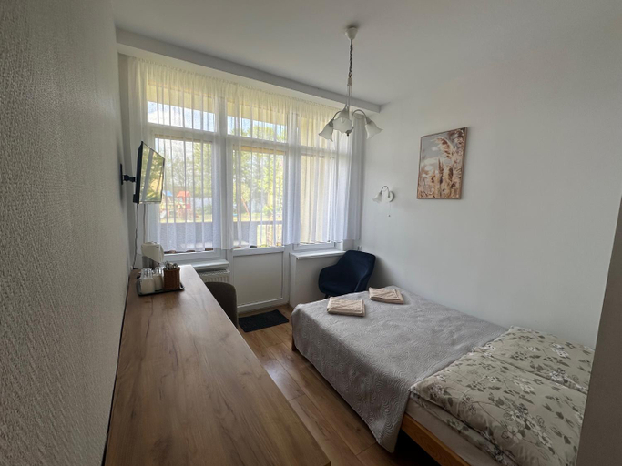 Bedroom 2, KAMERALNY przy promenadzie - domki, apartamenty, pokoje, Chojnice