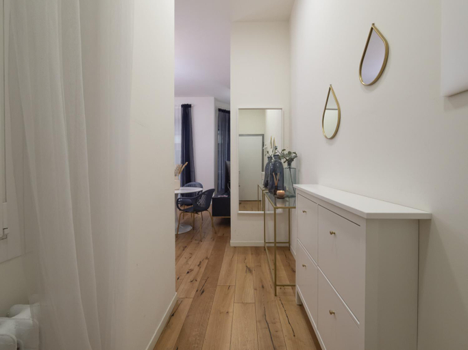 Others 4, Central & Modern Porta Vittoria-Duomo apartments by Rentopolis, Milano