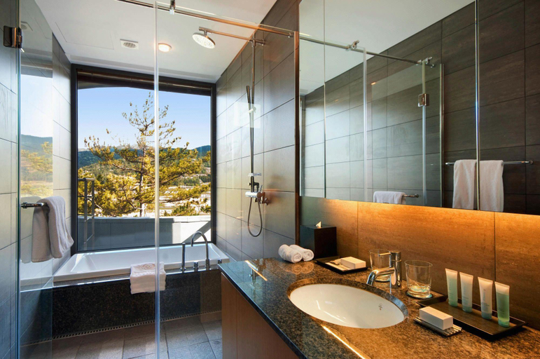 Bathroom 3, Ananti at Namhae, Namhae