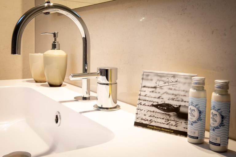 Bathroom 2, Portopiccolo Avolare Apartments in Borgo, beach included, Trieste