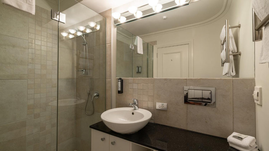 Bathroom 3, The Waterfront Apartments, Queenstown-Lakes