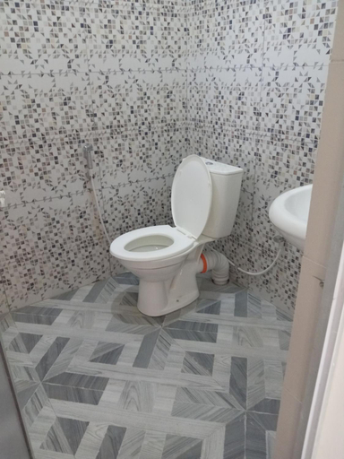 Bathroom, Sun City Family Inn, Ambagamuwa