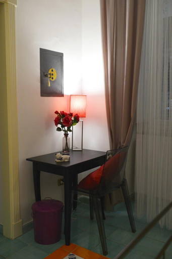 Others 5, B&B Sognava, Salerno