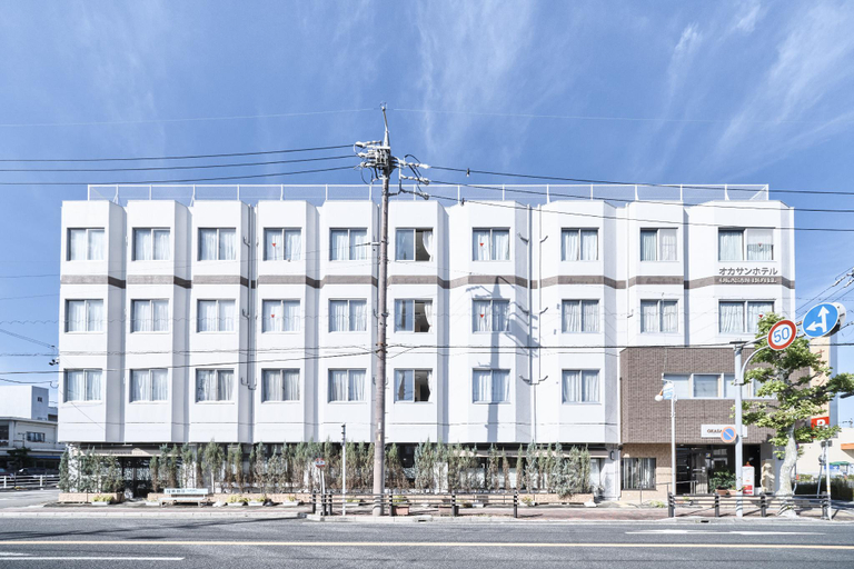 4, Okasan Hotel, Ōgaki