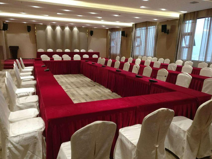 Business Facilities, Yiteng Cloud Mountain Hotel, Qiannan Buyei and Miao