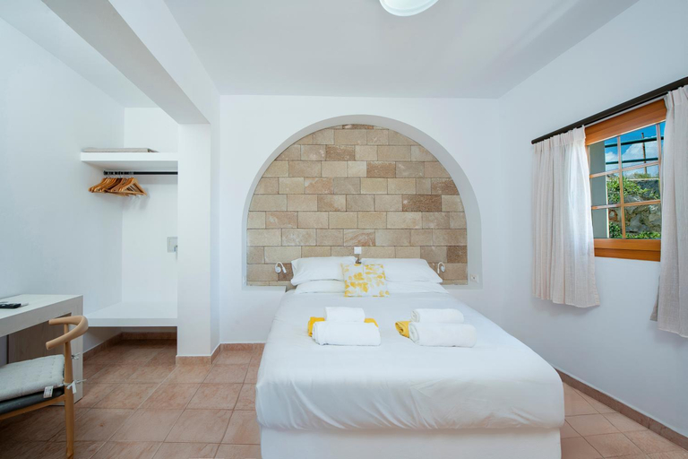 Bedroom 2, KRANA HOTEL, South Aegean