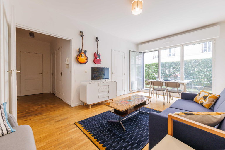 Others 2, Classy appartement - Clichy, Hauts-de-Seine
