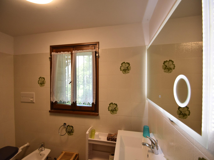 Bathroom 3, Rustic Villa with Lake Views, Verbano-Cusio-Ossola