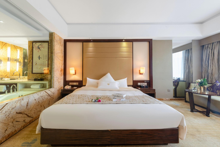 Bedroom 3, Floral Hotel · King Royal Hotel YunFu City, Yunfu