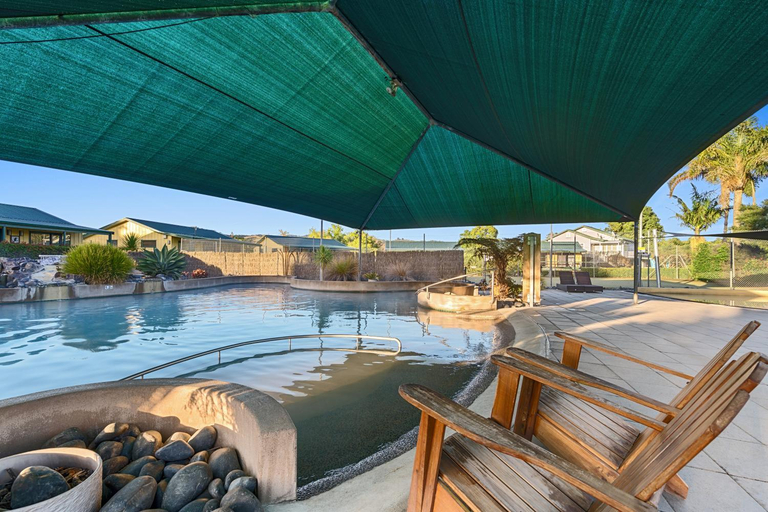 Sport & Beauty 2, Miranda Holiday Park Hotel, Hauraki