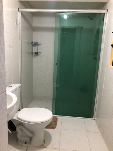 Bathroom 3, Casa de Hospedes Manaus - Dormitorios com cozinha, Maués