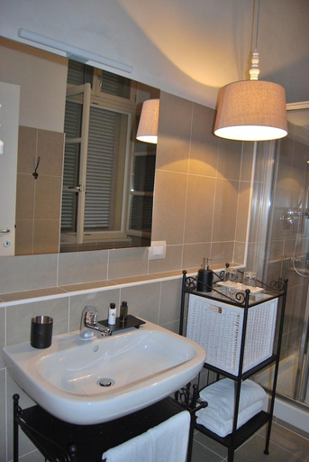 Bathroom 3, Residenza Dell' Opera, Torino