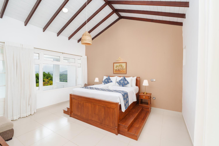 Bedroom 3, Rose Hill Bungalow, Doluwa