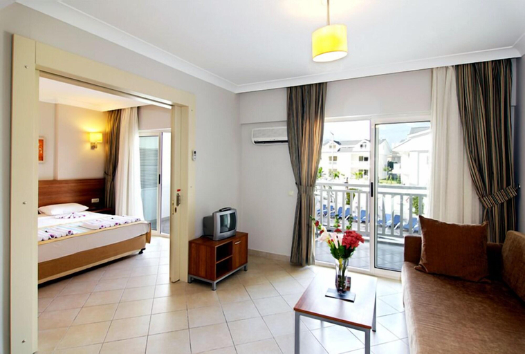 Bedroom 4, Viking Express Hotel, Kemer
