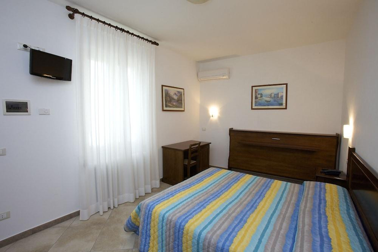 Bedroom 4, Da Angelo, Perugia