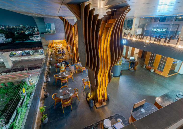 Food & Drinks 5, Hotel Sapphire Premium , Satara