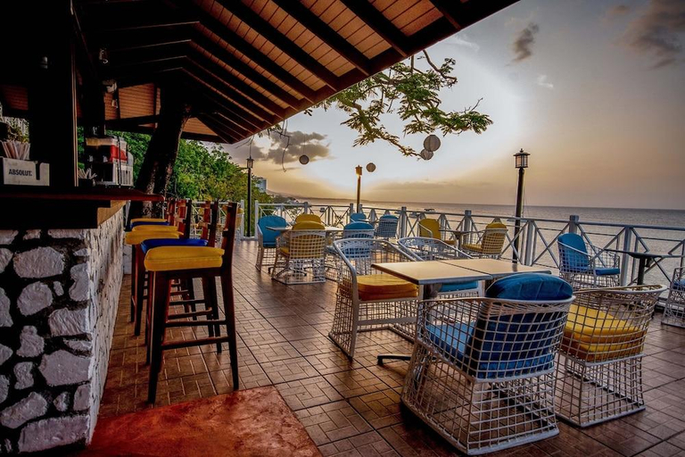 Food & Drinks 5, Hibiscus Lodge Hotel
