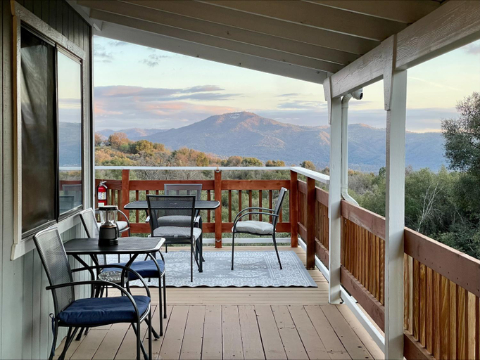 Others 5, Sierra Mountain Lodge - Vacation Rentals - Yosemite, Madera
