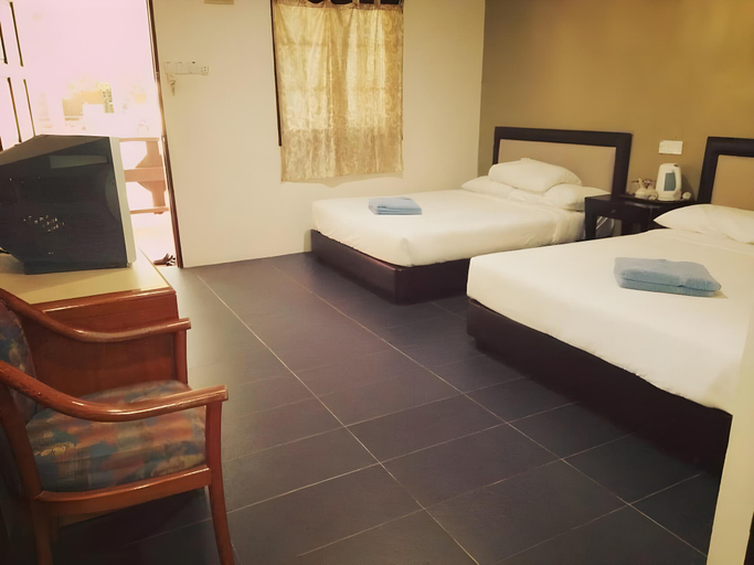 Bedroom 3, Vikri Beach Resort, Manjung