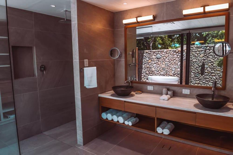 Bathroom 5, Vomo Island Resort, Ba