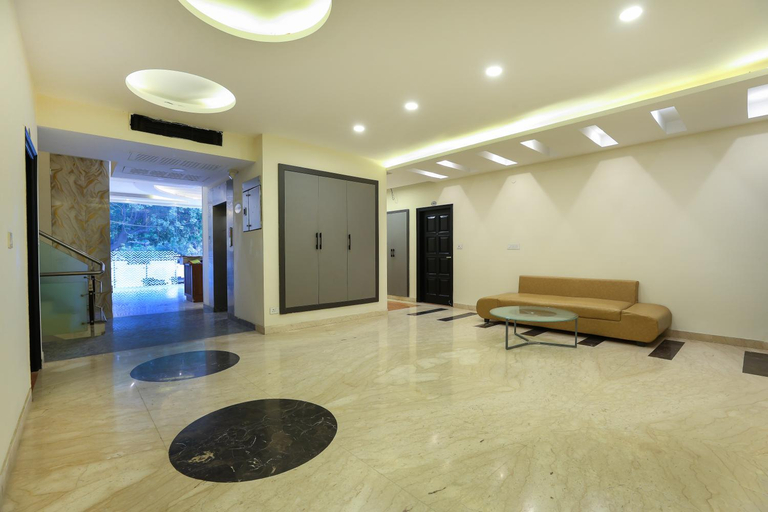 Public Area 2, OPO Essential Sec 21, Gurgaon