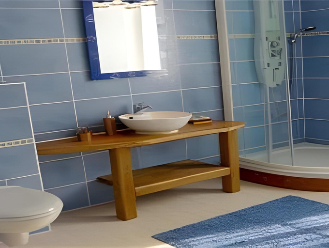 Bathroom 4, Les Tilleuls, Loir-et-Cher