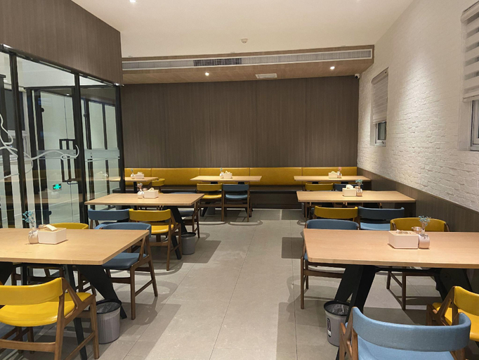 Food & Drinks 5, Hanting Premium Hotel Jincheng Zezhou Road, Jincheng