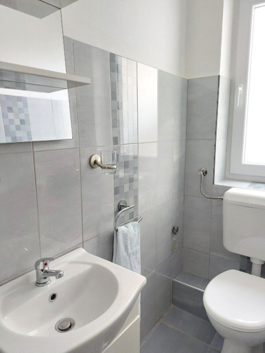 Bathroom 2, Apartments Marija Anchor, Zadar