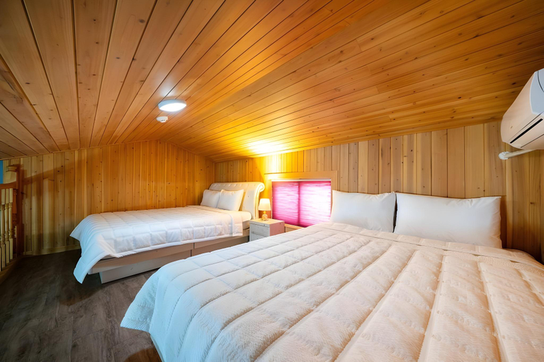 Bedroom 2, Suncheon Suncheon Bay Reed Forest Pension, Suncheon