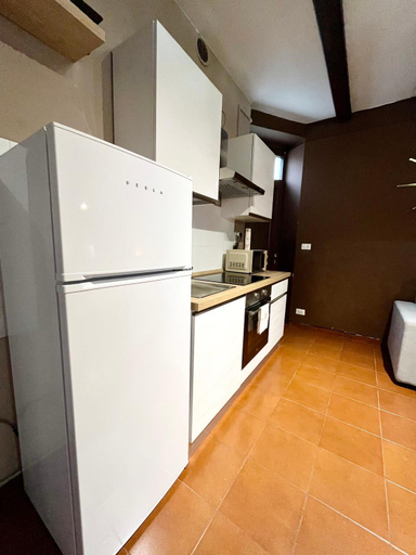 Others 5, Appartamento Homemade a due passi da centro, Biella