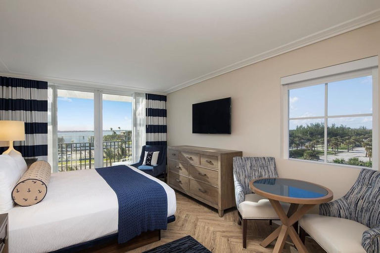 Bedroom 3, Hutchinson Shores Resort & Spa , Martin