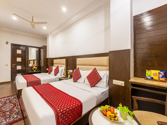 Bedroom 3, Hotel Chanchal Continental, Delhi