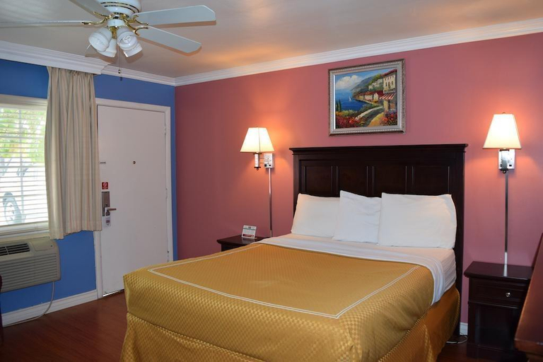 Bedroom 2, Rose Garden Inn, Santa Barbara