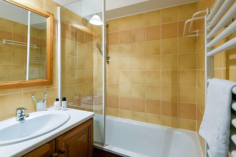 Bathroom 4, Residence Pierre et Vacances Le Pedrou, Pyrénées-Orientales