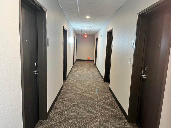 Public Area 2, Motel 6 Fort Worth, TX - Lake Worth, Fort Worth