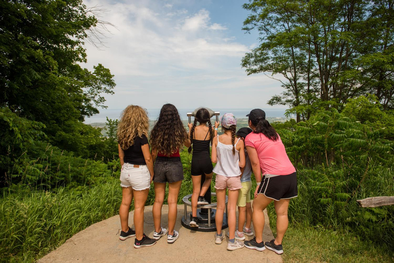 Others 4, Blue Mountain Resort, Grey