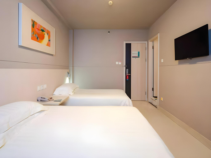 Bedroom 2, Jinjiang Inn Beihai Beibuwan Square Branch, Beihai
