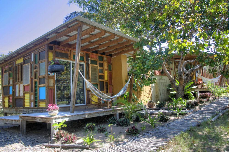 Others 5, Mozambeat Motel, Jangamo