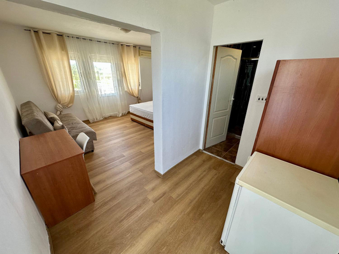 3, Villa Paris