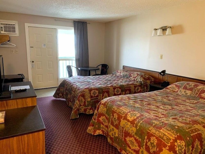 Bedroom 2, Airways Motel, Division No. 12