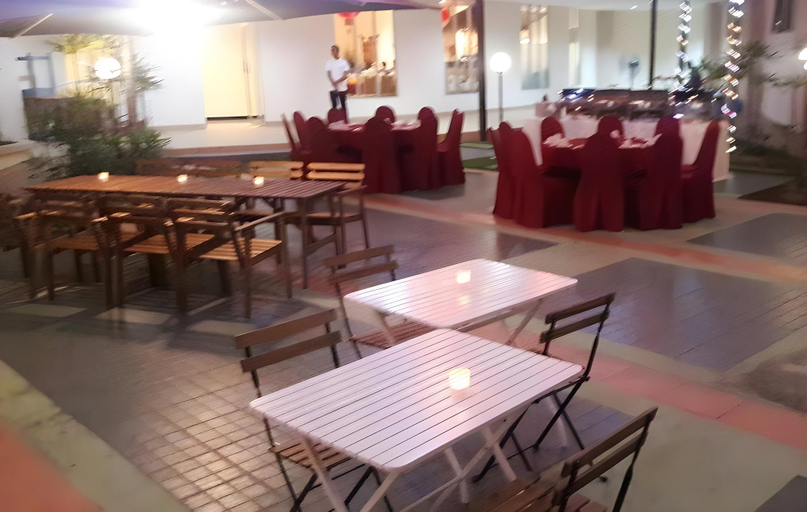 Food & Drinks 5, Garden View Hotel, Jempol