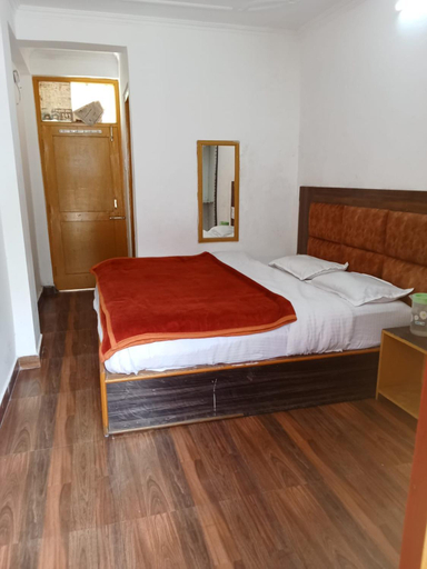 Bedroom 2, Sandeep home stay, Kangra