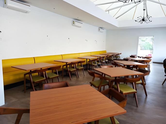 Food & Drinks 5, Hotel LE ROI Lake View, Koti, Tehri Garhwal