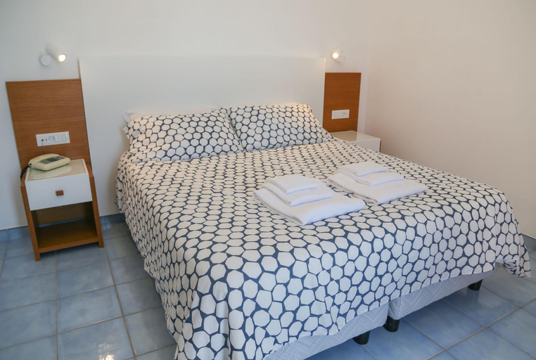 Bedroom 2, Hotel Torre Sant'Angelo, Napoli