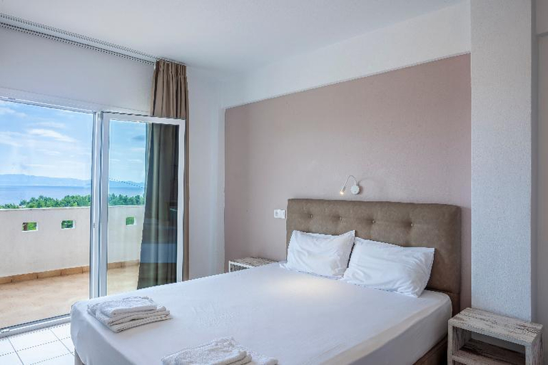 Bedroom 3, Skentos Hotel, Central Macedonia